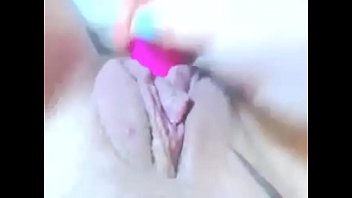 Grosse chatte baveuse masturbation pov orgasme