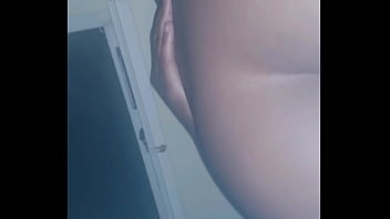 Stroking shyne from the bottom