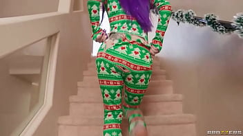 A Christmas Brazzers Enter Xvpromo thumbnail