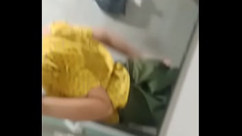 Caliente me manda su culito