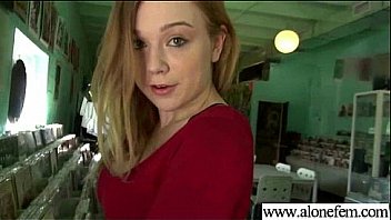 Sexy hot girl filmed using toys to masturbate movie 05