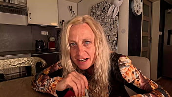 Self fisted to orgasm at lunchtime