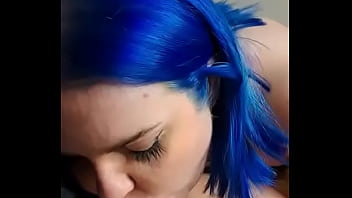 Amieliarae treats me to the sloppiest blowjob