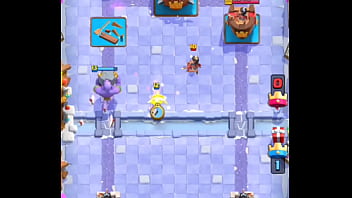 Me cojo a mi rival en clash royale con cementerio y hielo*se rinde* Me cojo a mi rival en clash royale con cementerio y hielo*se rinde*