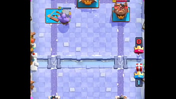 Me cojo a mi rival en clash royale con cementerio y hielo*se rinde*