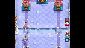 Me cojo a mi rival en clash royale con cementerio y hielo*se rinde*