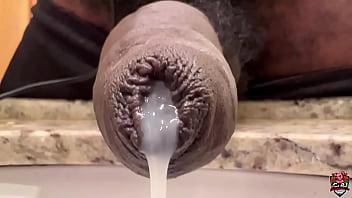 Acho que postei um pedaço desse vídeo em algum momento mas ontem vi esse trecho no cel e resolvi repostar #uncut #cum