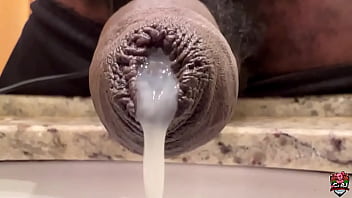 Acho que postei um pedaço desse vídeo em algum momento mas ontem vi esse trecho no cel e resolvi repostar #uncut #cum