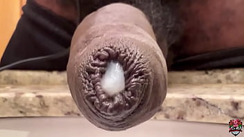 Acho que postei um pedaço desse vídeo em algum momento mas ontem vi esse trecho no cel e resolvi repostar #uncut #cum Acho que postei um pedaço desse vídeo em algum momento mas ontem vi esse trecho no cel e resolvi repostar #uncut #cum
