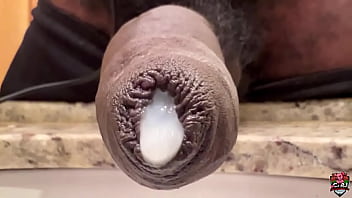 Acho Que Postei Um Pedaço Desse Vídeo Em Algum Momento Mas Ontem Vi Esse Trecho No Cel E Resolvi Repostar #uncut #cum thumbnail