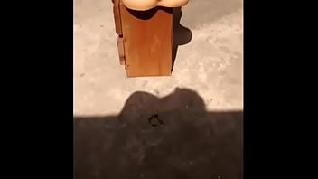 Elvie slutty sexy en extérieur partie 3