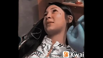 Novinha linda indo embora