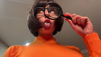 We wanted to make this shoot memorable and found a suitable apartment for our ideawe filmed for the whole day and night