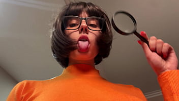 We wanted to make this shoot memorable and found a suitable apartment for our ideawe filmed for the whole day and night