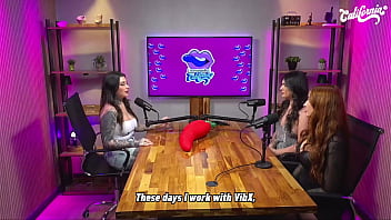 Sacanagem entre as gostosas durante as gravações