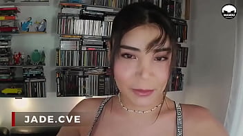 Hello a new video is coming soon to my page join me with the superb jadecve from the french tv show "la villa des cœur