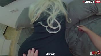 The stepmother's hand got stuck in my bed and i decided to fuck her holes and cum inside