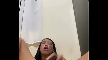 Colombian teen punishes her pussy with large dildo