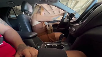 Quería que un viene viene me tocará pero al final lo termine llevando a la parte de atrás de mi coche pero todo sa