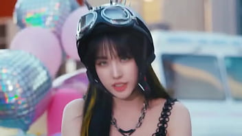 Cheeky icy thang stayc mv