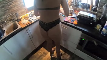 I'm Only Getting Naked For Older Men 84my Only Sin Is That I'm Horny All The Time #horny #thick #ass #booty #perfectbo thumbnail