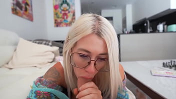 Stepsister with special tits gets her first creampie