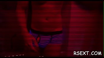 Sexy tattooed babe gives head