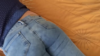 Stepson wants to fuck me i pull up my jeans so he can cum in my ass full of milk
