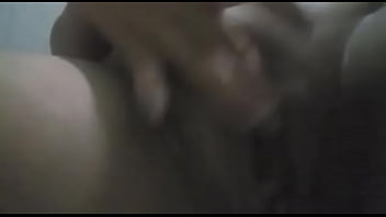 Mais uma siririca gostosa