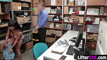 Manager of the store accuses latina employee in the loss prevention office lifterxxx