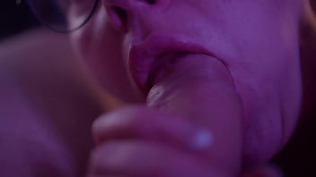 Prurient slattern gives blowjob her man's