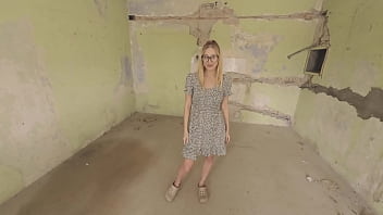 Risky girl sucks a stranger in an abandoned spot taking that load like a pro