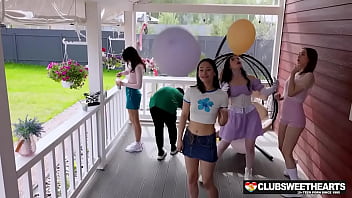 The music was so good we just had to fuck the dj