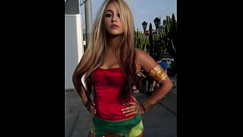 Me gusta tocarme pensando en mi papi