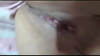 Muy mojada con su dildo