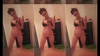 Maried woman make a photo seaion