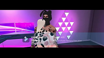 Follando a mi hermanastra me espiaba mientras me duchaba a escondidas