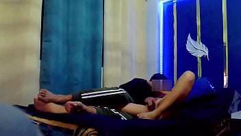 Me afloja una chavita de la uni clip