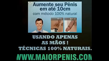 Safadinha brincando com a buceta