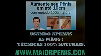 Safadinha brincando com a buceta