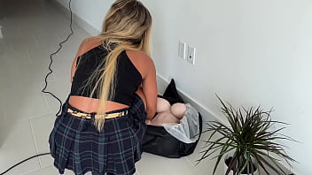 Maid wanted me to test her pussy