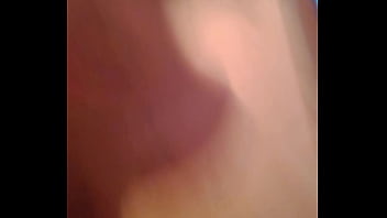 Gostosa exibindo buceta