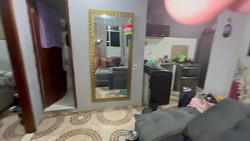 Suruba com 2 gostosas latinas no pelo