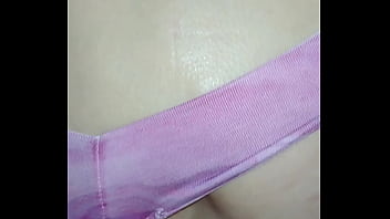Married bar worker closes early to come get s creampie at my place Married bar worker closes early to come get s creampie at my place