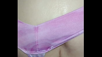 Married bar worker closes early to come get s creampie at my place