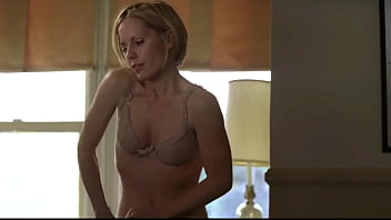 Emma caulfield
