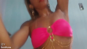 Esposa bebendo todo leitinho do corno Esposa bebendo todo leitinho do corno