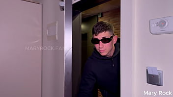 I had an amazing 3some with my hasband and our security guy