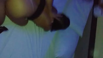 Gostosa do rabo grande dando de quatro