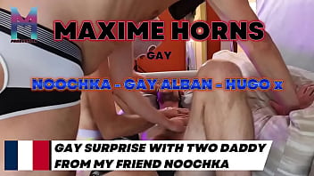 Tous les participants à cette vidéo ont été testés il y a moins de 2 semaines garantissant un tournage 100% saf